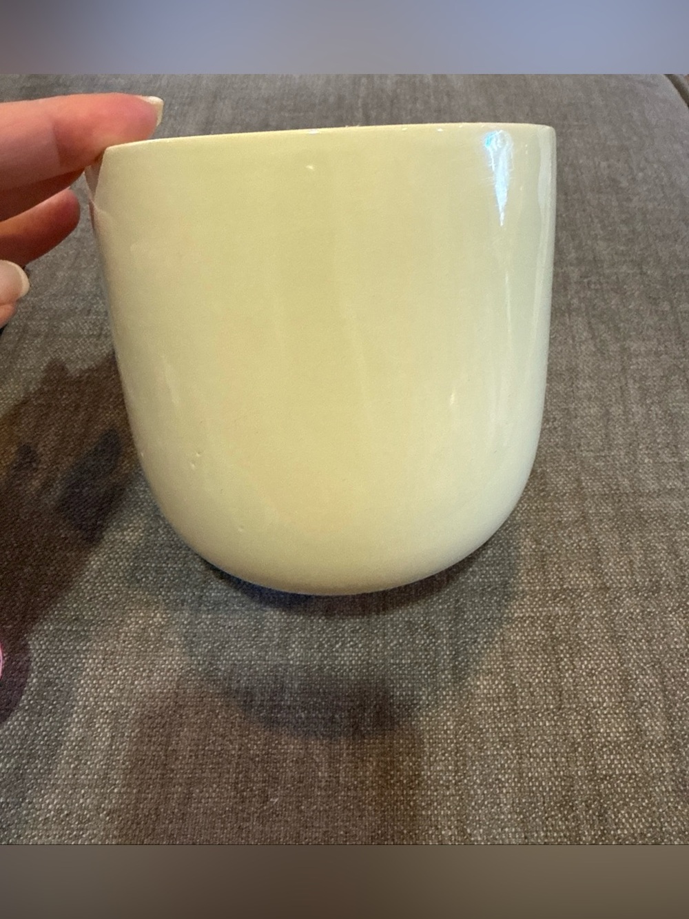 Minimalist Cream Ceramic Planter - Unbranded